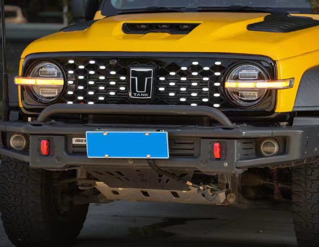 tank-300-star-grille-with-logo