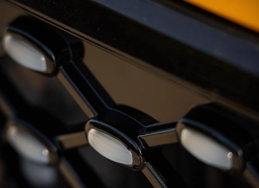 tank-300-star-grille-with-logo