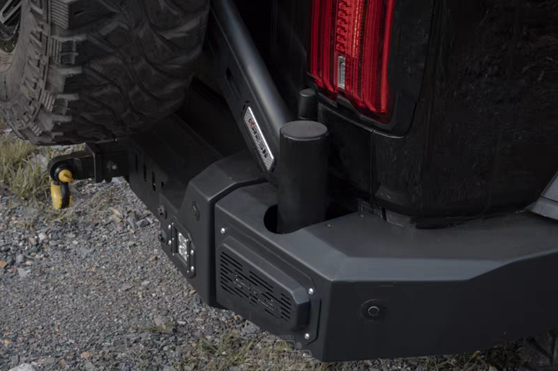 Tank 300 Linked Spare Tire Carrier